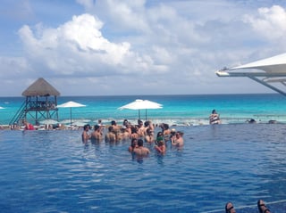 Hard_Rock_Pool.jpg